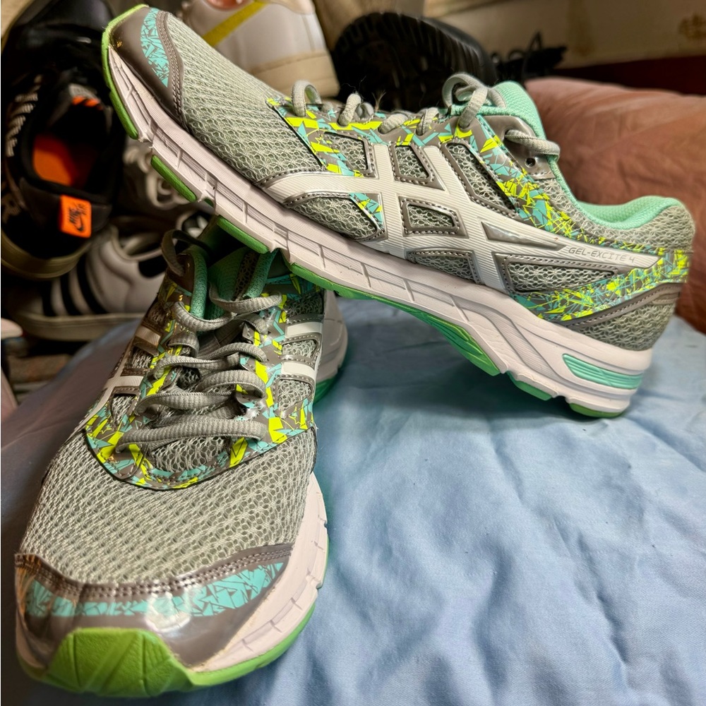 ASICS